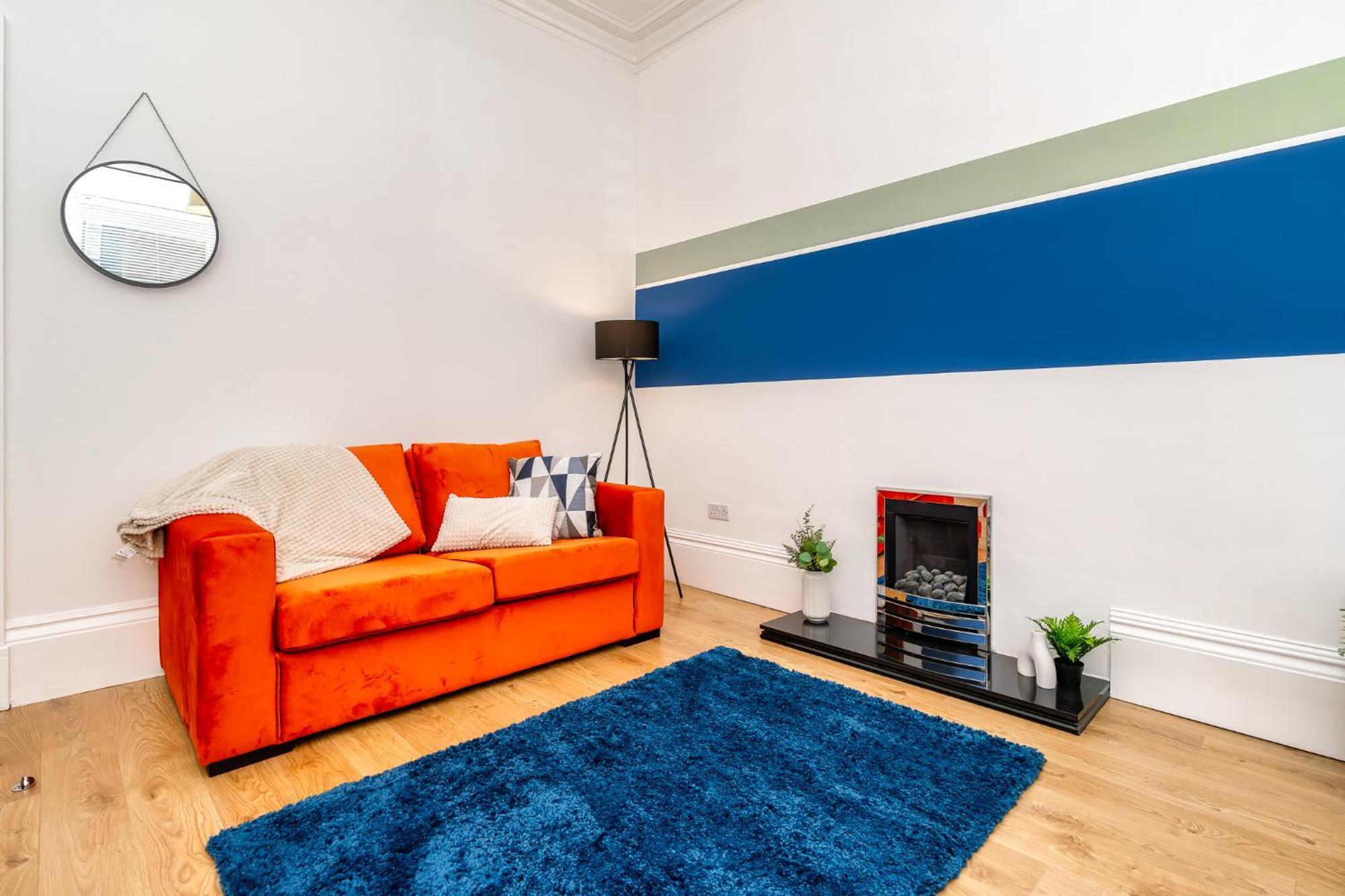 Cosy Retreat - Charming 2-Bed Apartment 그리녹 외부 사진
